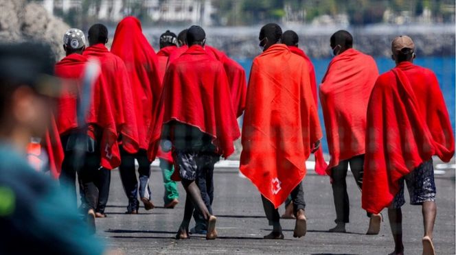 Des migrants sénégalais secourus aux Canaries Octobre historique